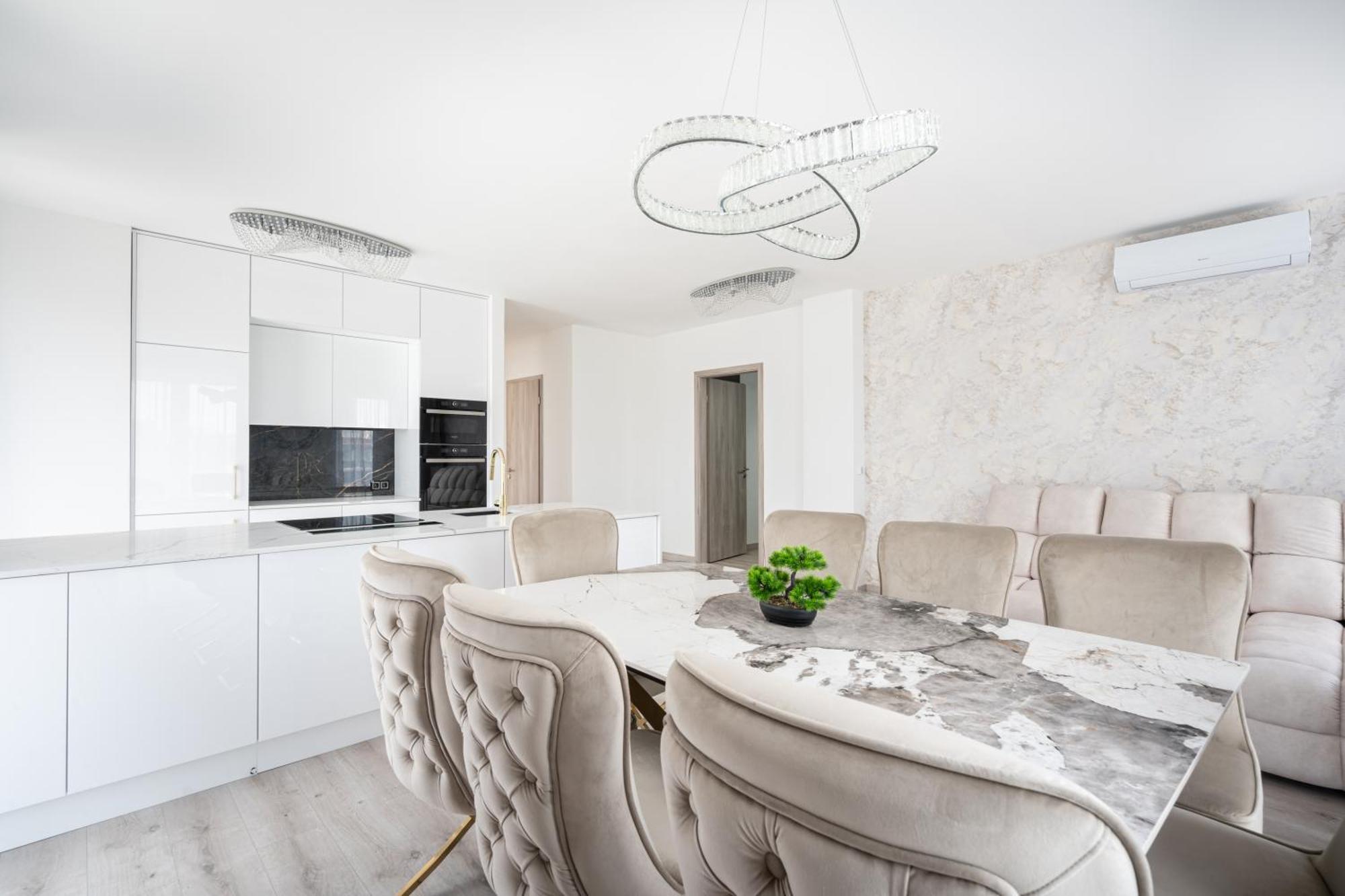Corvin 5 Stars Luxury With Free Parking Apartmán Budapešť